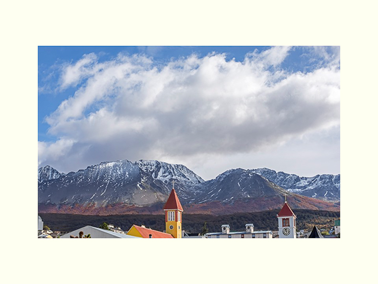 All Images By Ron MacDonnell Roberts.  © 2023.  All Rights Reserved.