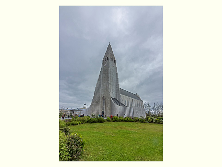 All Images By Ron MacDonnell Roberts.  © 2023.  All Rights Reserved.