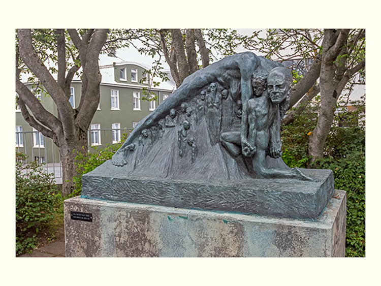 All Images By Ron MacDonnell Roberts.  © 2023.  All Rights Reserved.