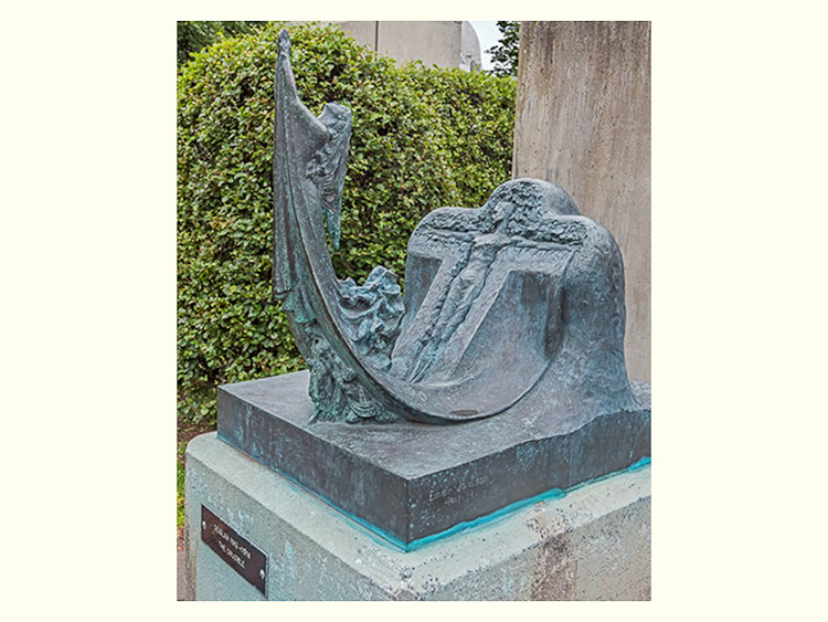 All Images By Ron MacDonnell Roberts.  © 2023.  All Rights Reserved.